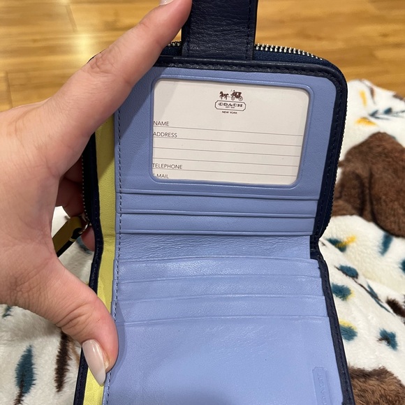 NWT - Coach Leather Colorblock Medium Ziparound - Picture 3 of 5